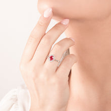 Carica l'immagine nel visualizzatore di Gallery, Anello Rubino e Diamanti 2720
